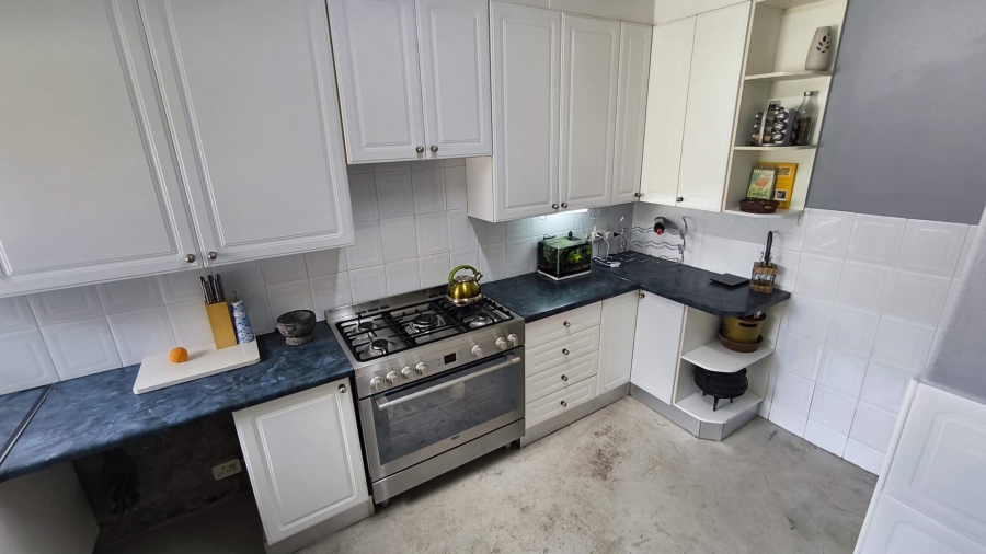 3 Bedroom Property for Sale in Brackendowns Gauteng