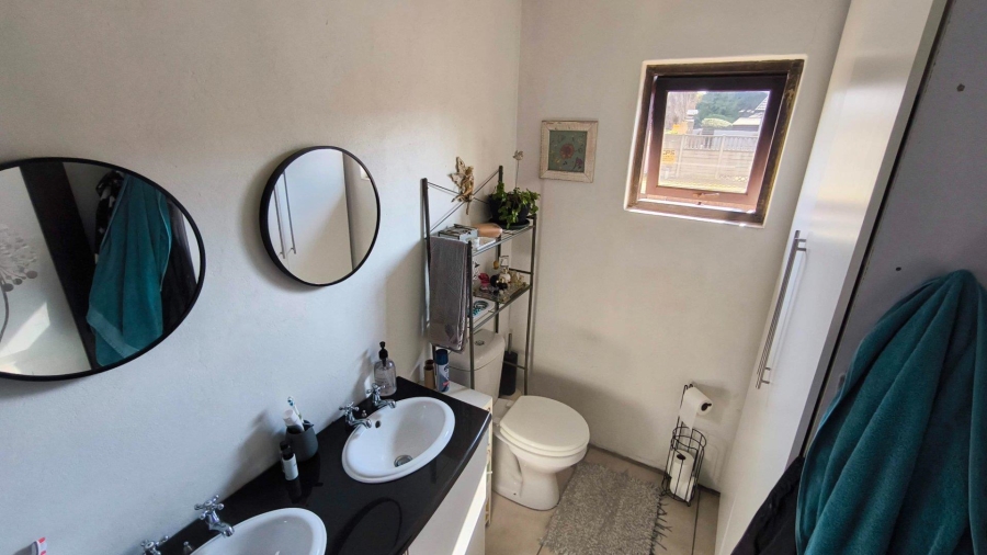 3 Bedroom Property for Sale in Brackendowns Gauteng
