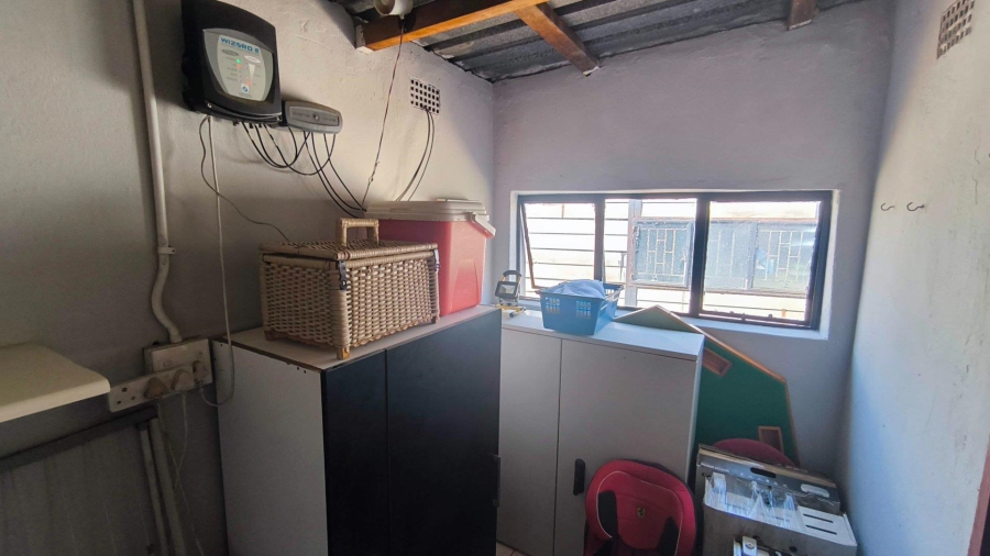 3 Bedroom Property for Sale in Brackendowns Gauteng