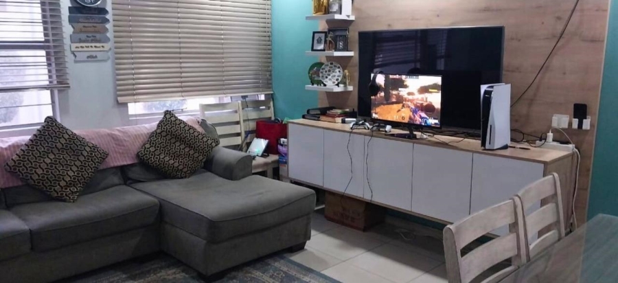 2 Bedroom Property for Sale in Ridgeway Gauteng