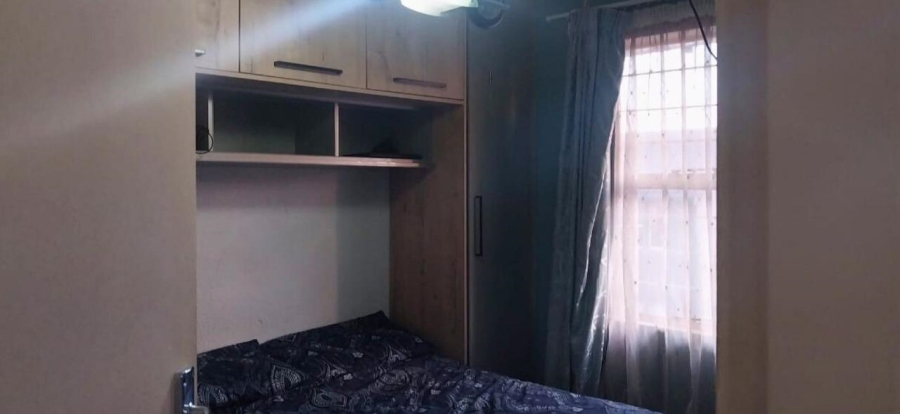 2 Bedroom Property for Sale in Ridgeway Gauteng