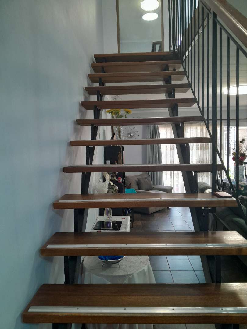 2 Bedroom Property for Sale in South Crest Gauteng