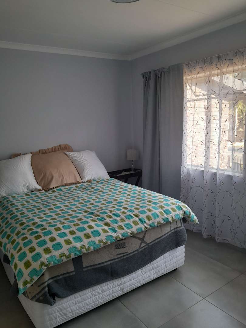 2 Bedroom Property for Sale in South Crest Gauteng