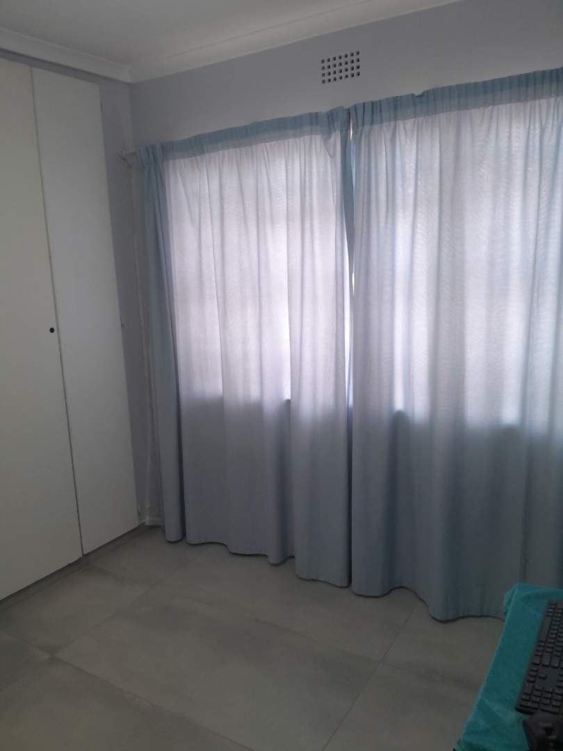 2 Bedroom Property for Sale in South Crest Gauteng