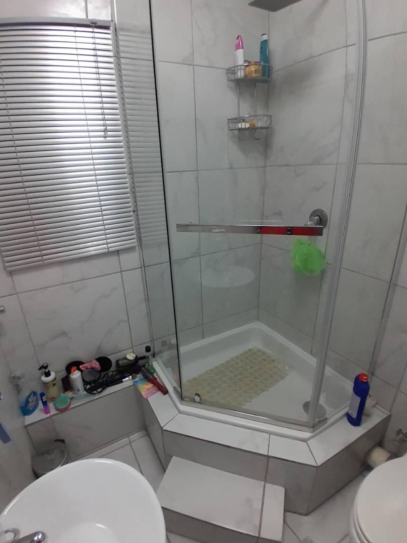 2 Bedroom Property for Sale in South Crest Gauteng