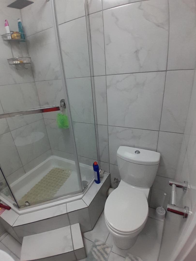 2 Bedroom Property for Sale in South Crest Gauteng