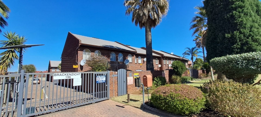 3 Bedroom Property for Sale in Brackenhurst Gauteng