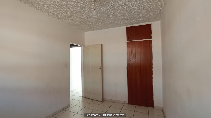 2 Bedroom Property for Sale in Pretoria North Gauteng