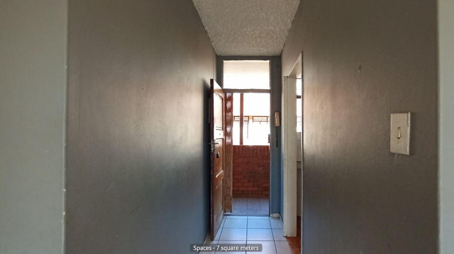 2 Bedroom Property for Sale in Pretoria North Gauteng