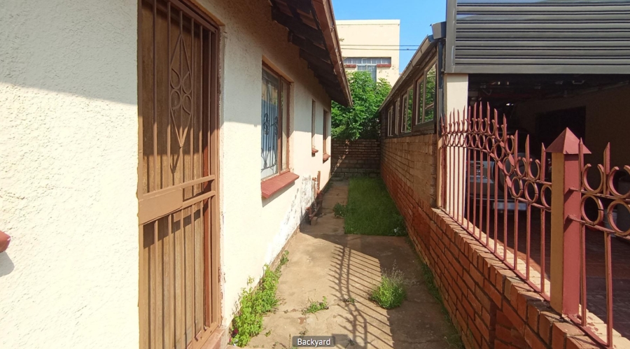 3 Bedroom Property for Sale in Soshanguve K Gauteng
