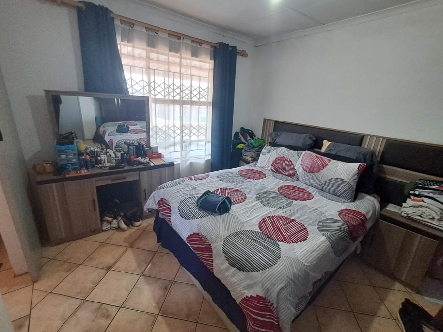 3 Bedroom Property for Sale in Olievenhoutbosch Gauteng