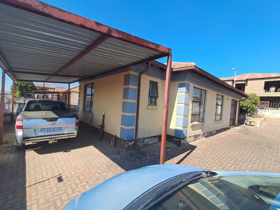 3 Bedroom Property for Sale in Olievenhoutbosch Gauteng