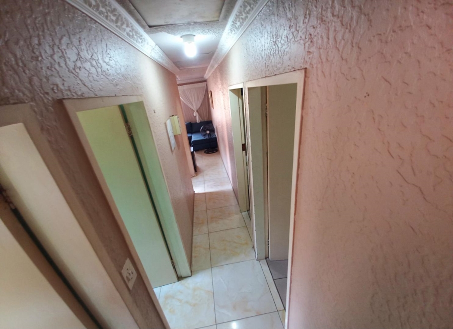 3 Bedroom Property for Sale in Soshanguve WW Gauteng