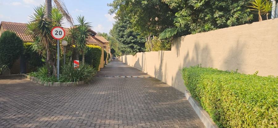2 Bedroom Property for Sale in Wapadrand Gauteng