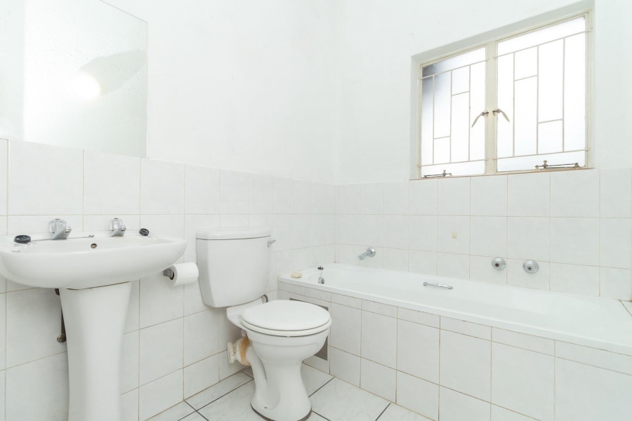 2 Bedroom Property for Sale in North Riding AH Gauteng