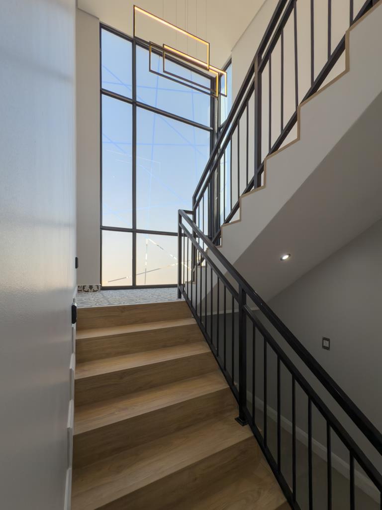 5 Bedroom Property for Sale in Midstream Heights Gauteng