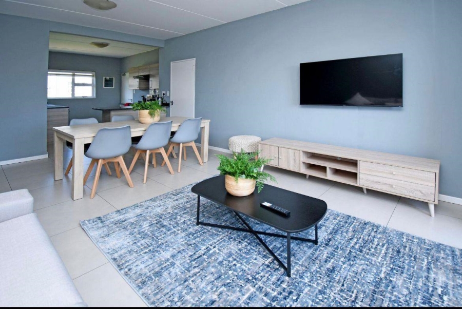 To Let 2 Bedroom Property for Rent in Blue Hills Gauteng