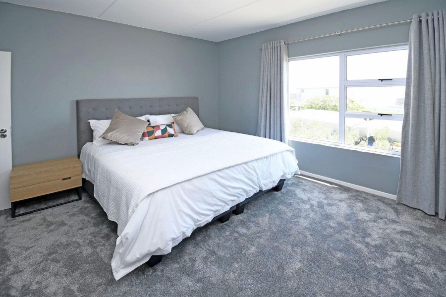 To Let 2 Bedroom Property for Rent in Blue Hills Gauteng