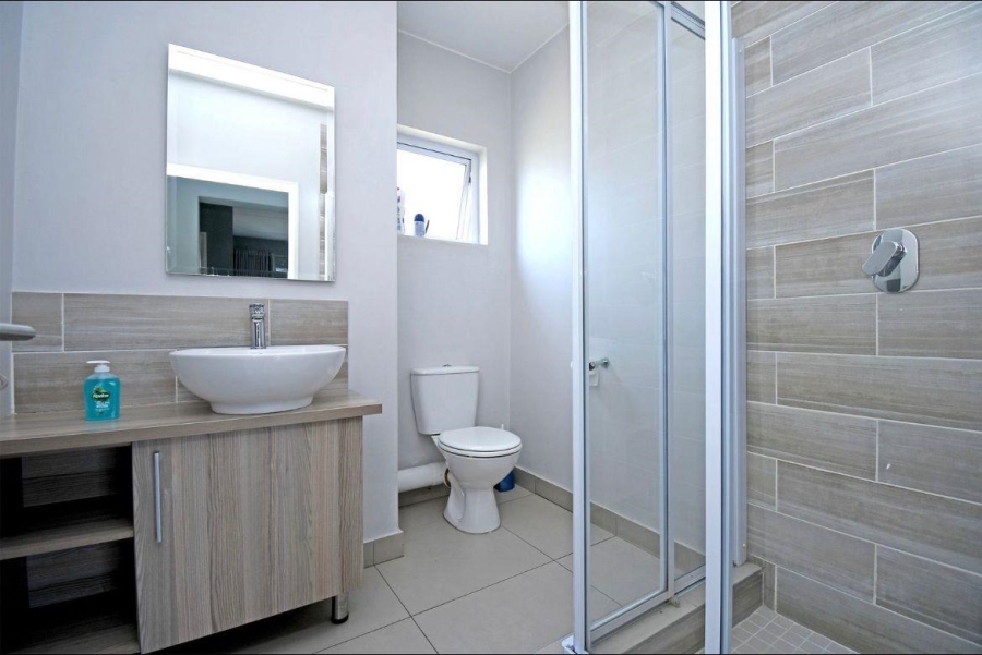 To Let 2 Bedroom Property for Rent in Blue Hills Gauteng