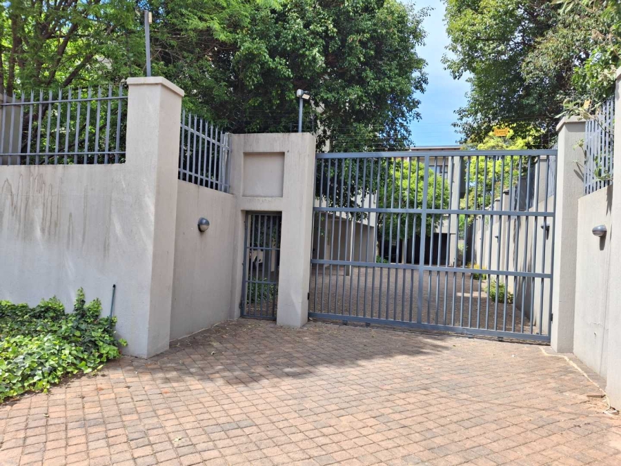 2 Bedroom Property for Sale in Melrose North Gauteng