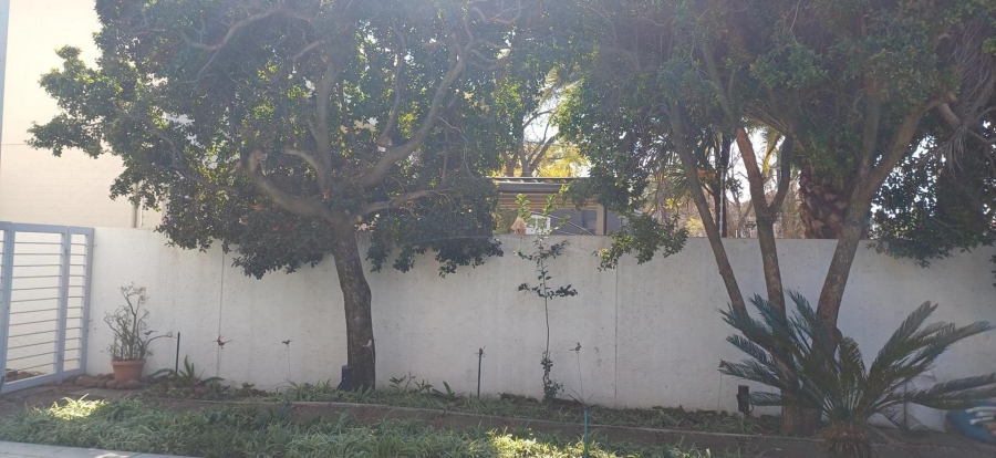 To Let 3 Bedroom Property for Rent in Melville Gauteng