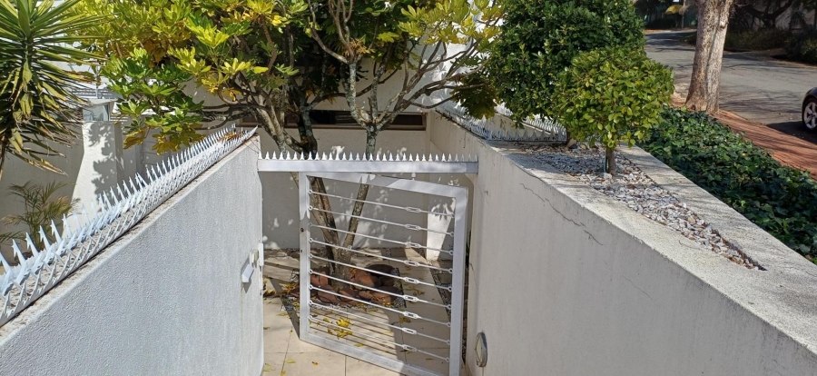 To Let 3 Bedroom Property for Rent in Melville Gauteng