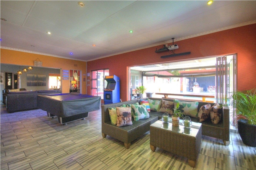 4 Bedroom Property for Sale in Brackendowns Gauteng