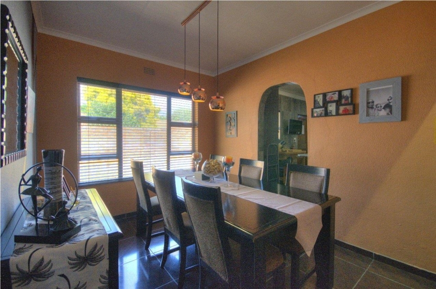 4 Bedroom Property for Sale in Brackendowns Gauteng