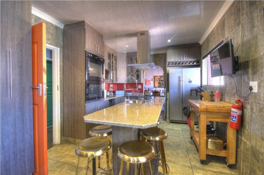 4 Bedroom Property for Sale in Brackendowns Gauteng