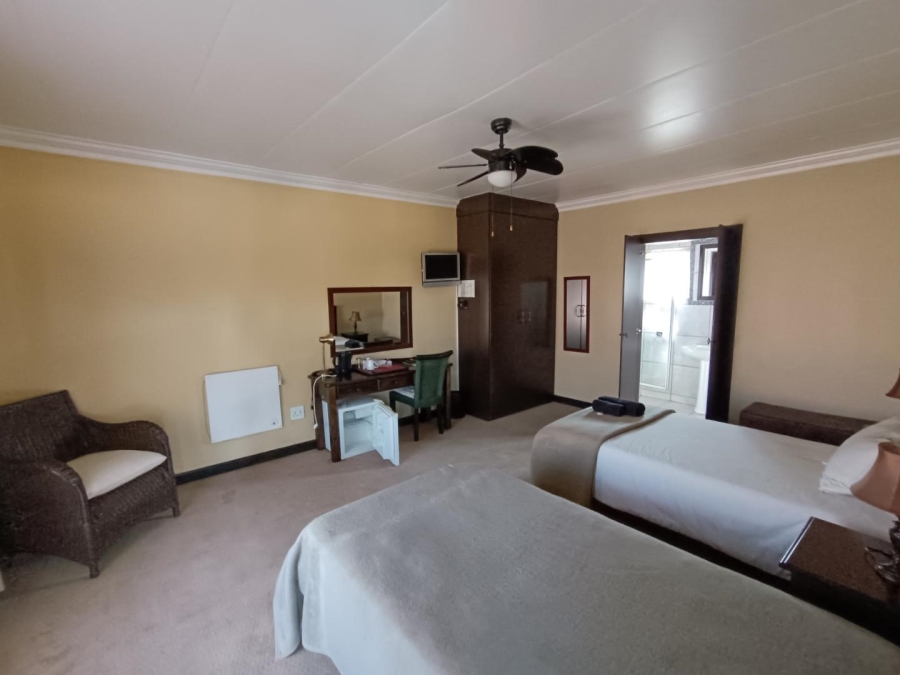 Commercial Property for Sale in Zwartkop Gauteng