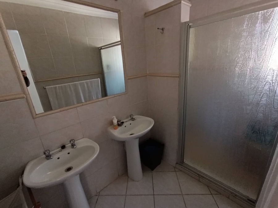 Commercial Property for Sale in Zwartkop Gauteng