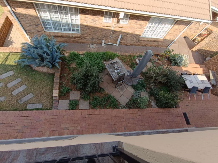 Commercial Property for Sale in Zwartkop Gauteng