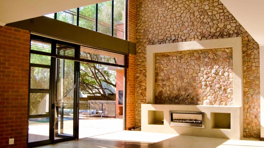 To Let 5 Bedroom Property for Rent in Olympus Country Estate Gauteng