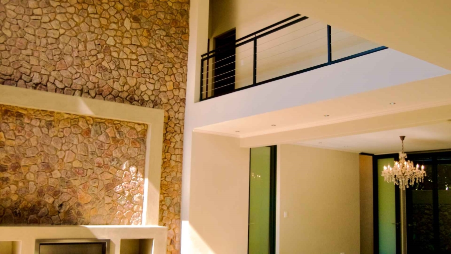 To Let 5 Bedroom Property for Rent in Olympus Country Estate Gauteng