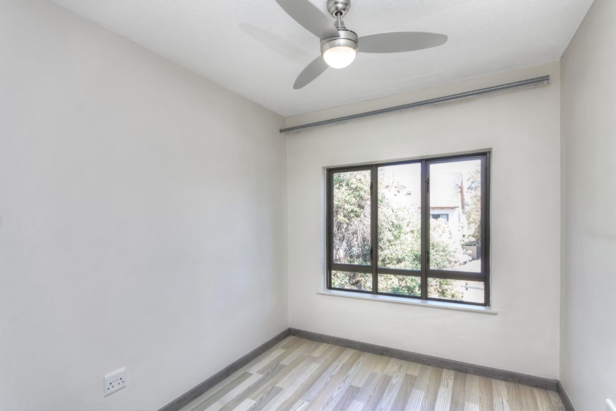 To Let 2 Bedroom Property for Rent in Douglasdale Gauteng