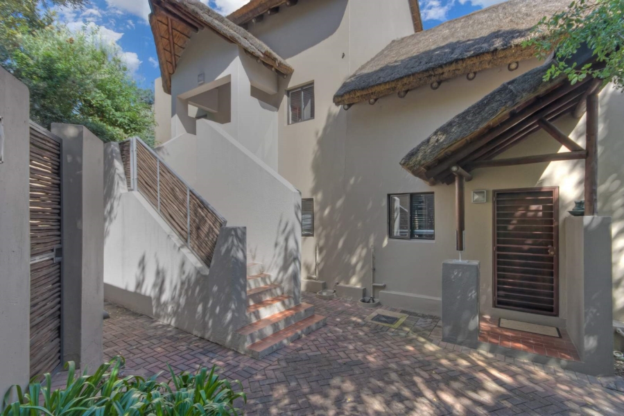To Let 2 Bedroom Property for Rent in Douglasdale Gauteng