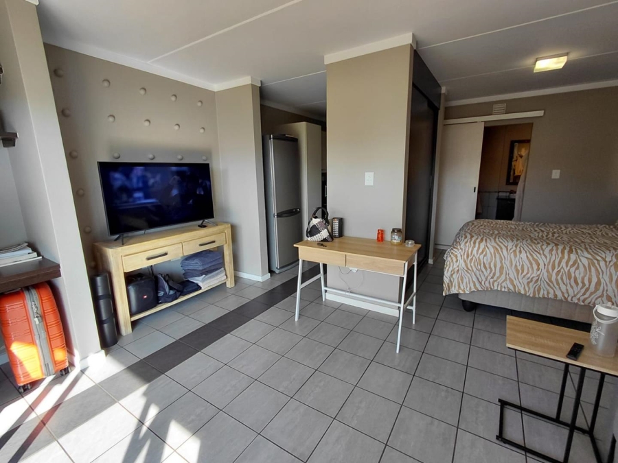 1 Bedroom Property for Sale in Dainfern Gauteng