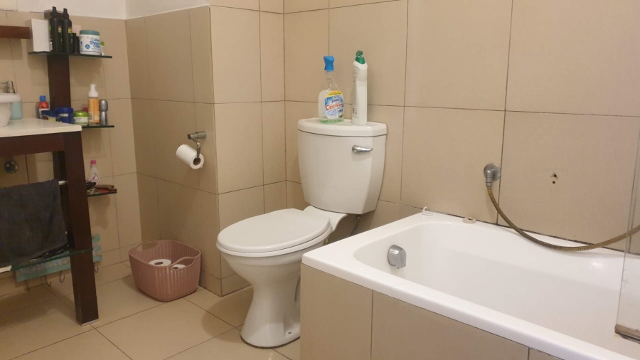 To Let 1 Bedroom Property for Rent in Jackal Creek Golf Estate Gauteng
