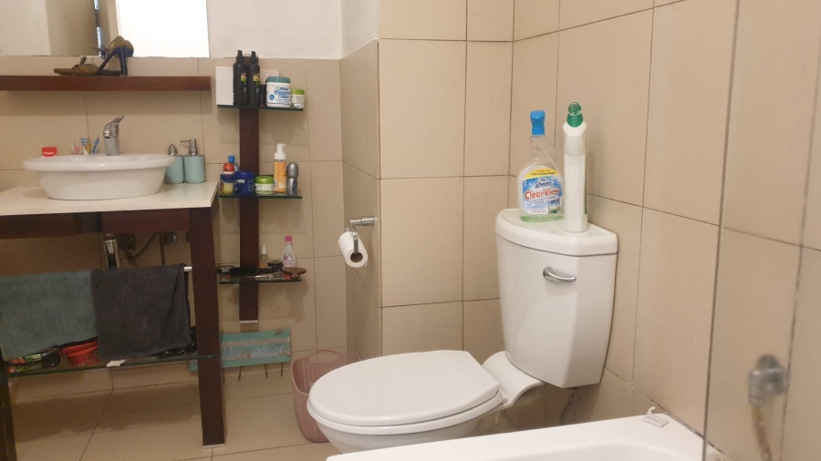 To Let 1 Bedroom Property for Rent in Jackal Creek Golf Estate Gauteng