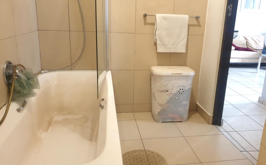 To Let 1 Bedroom Property for Rent in Jackal Creek Golf Estate Gauteng
