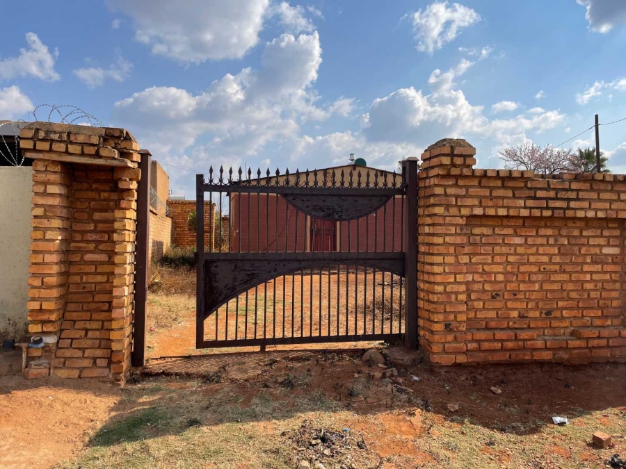 2 Bedroom Property for Sale in Nellmapius Gauteng