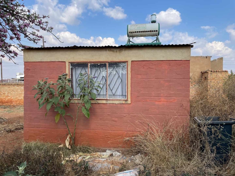 2 Bedroom Property for Sale in Nellmapius Gauteng