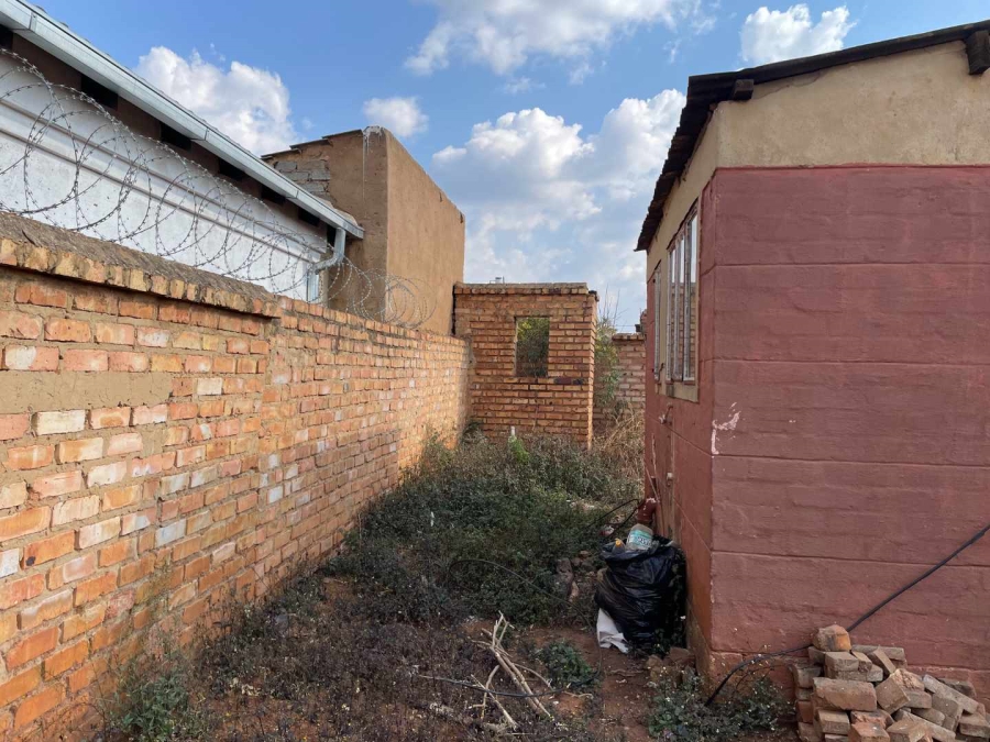 2 Bedroom Property for Sale in Nellmapius Gauteng