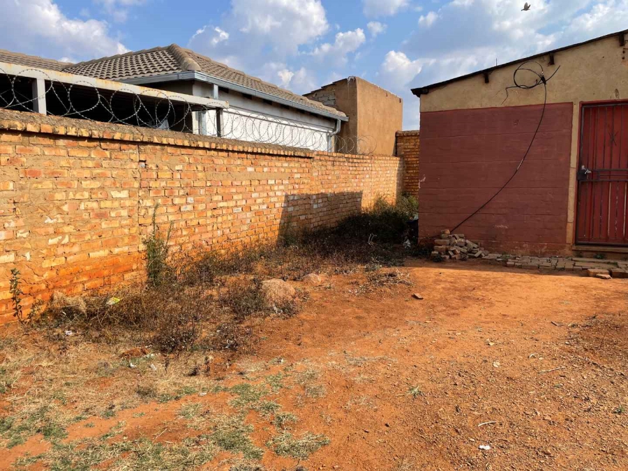 2 Bedroom Property for Sale in Nellmapius Gauteng