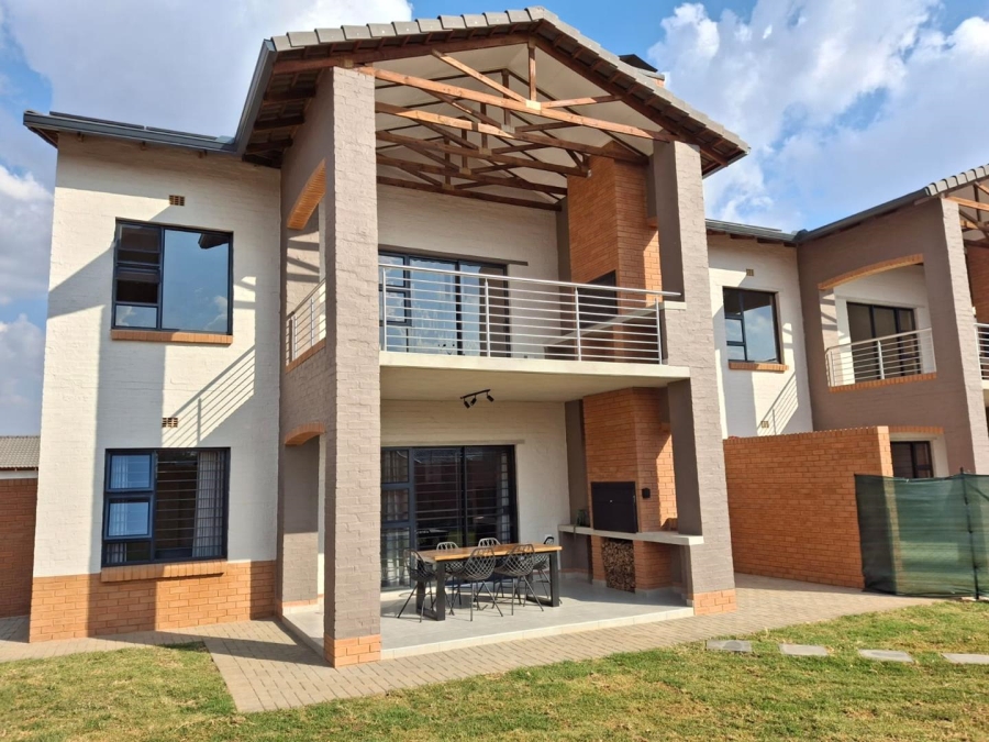 2 Bedroom Property for Sale in Rietvalleirand Gauteng