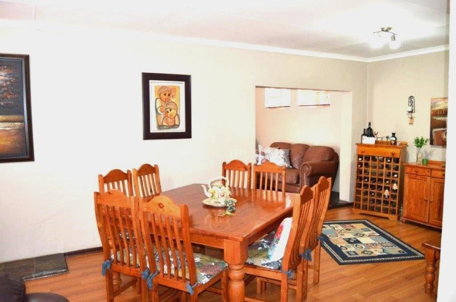 4 Bedroom Property for Sale in Brackendowns Gauteng