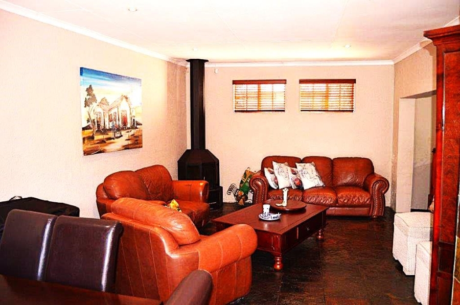 4 Bedroom Property for Sale in Brackendowns Gauteng