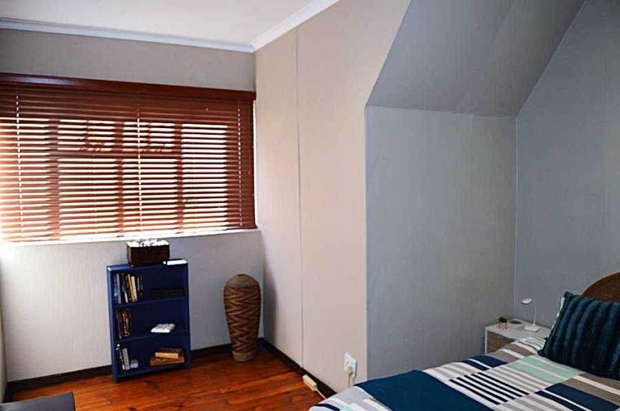 4 Bedroom Property for Sale in Brackendowns Gauteng