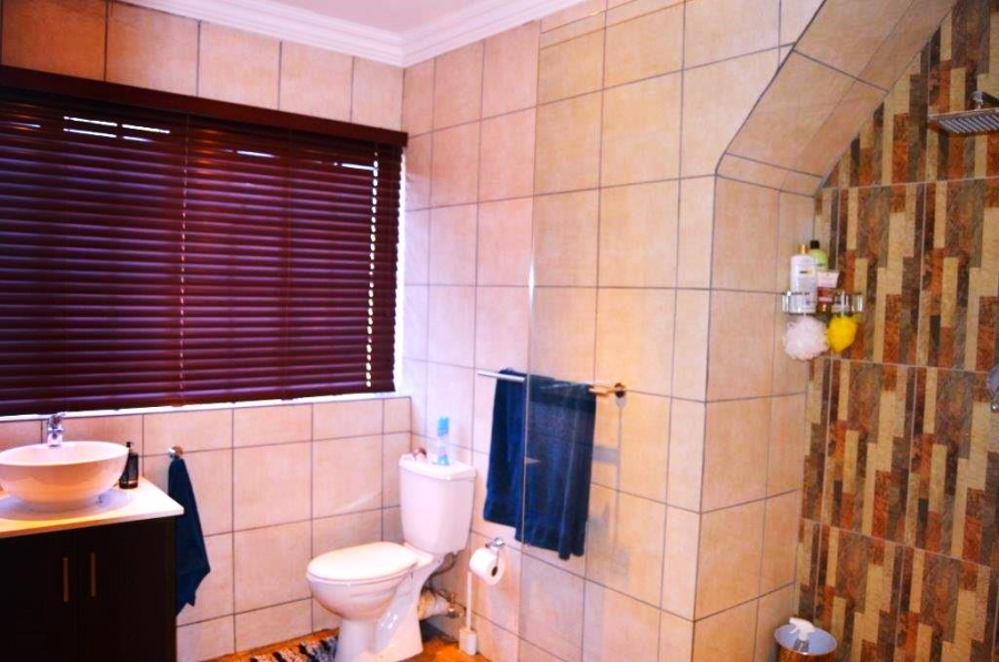 4 Bedroom Property for Sale in Brackendowns Gauteng