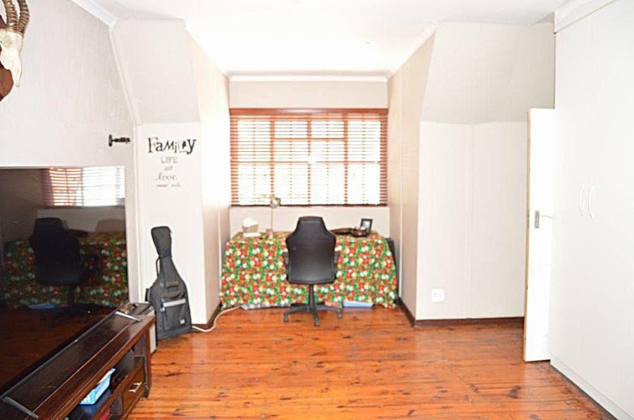4 Bedroom Property for Sale in Brackendowns Gauteng